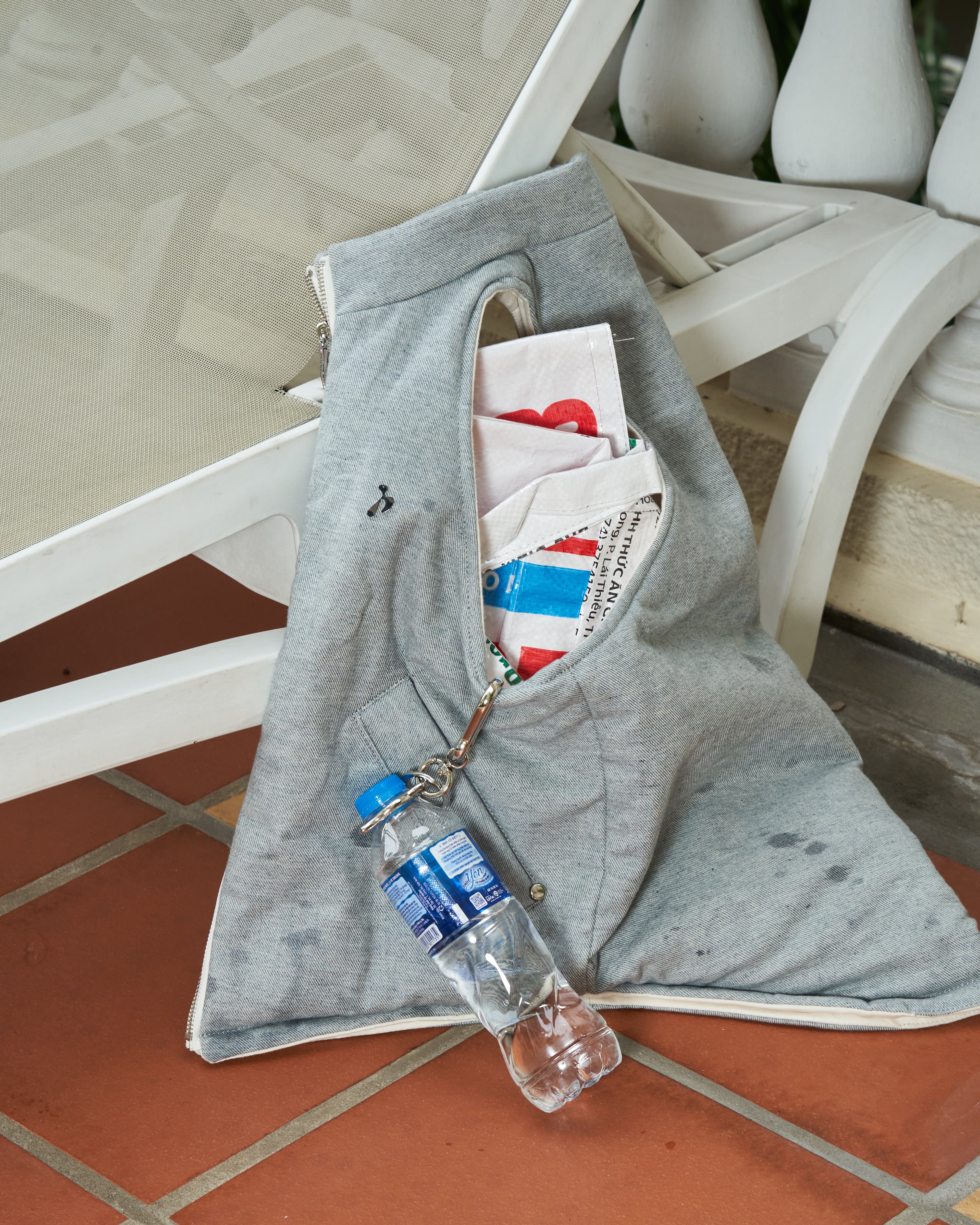 希少✨HYDROGEN Down vest skull black Y2K XL Skull Contrast V-Neck Sweater Vest Bold Style 希少✨HYDROGEN Down