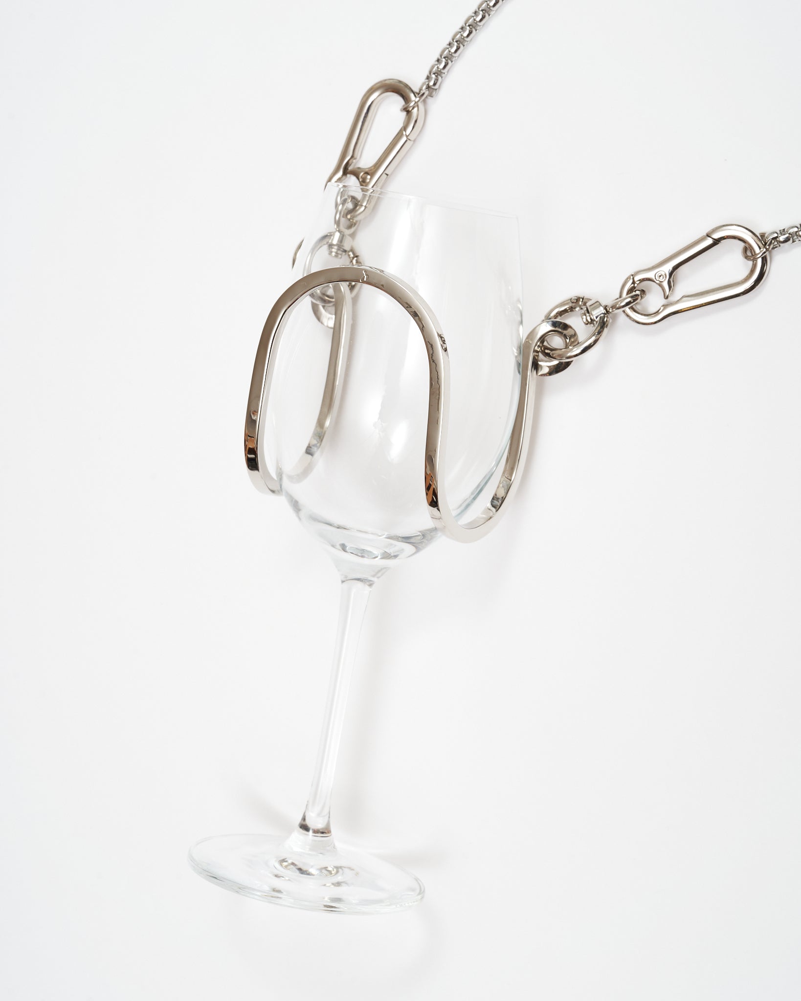 WINE GLASS HOLDER