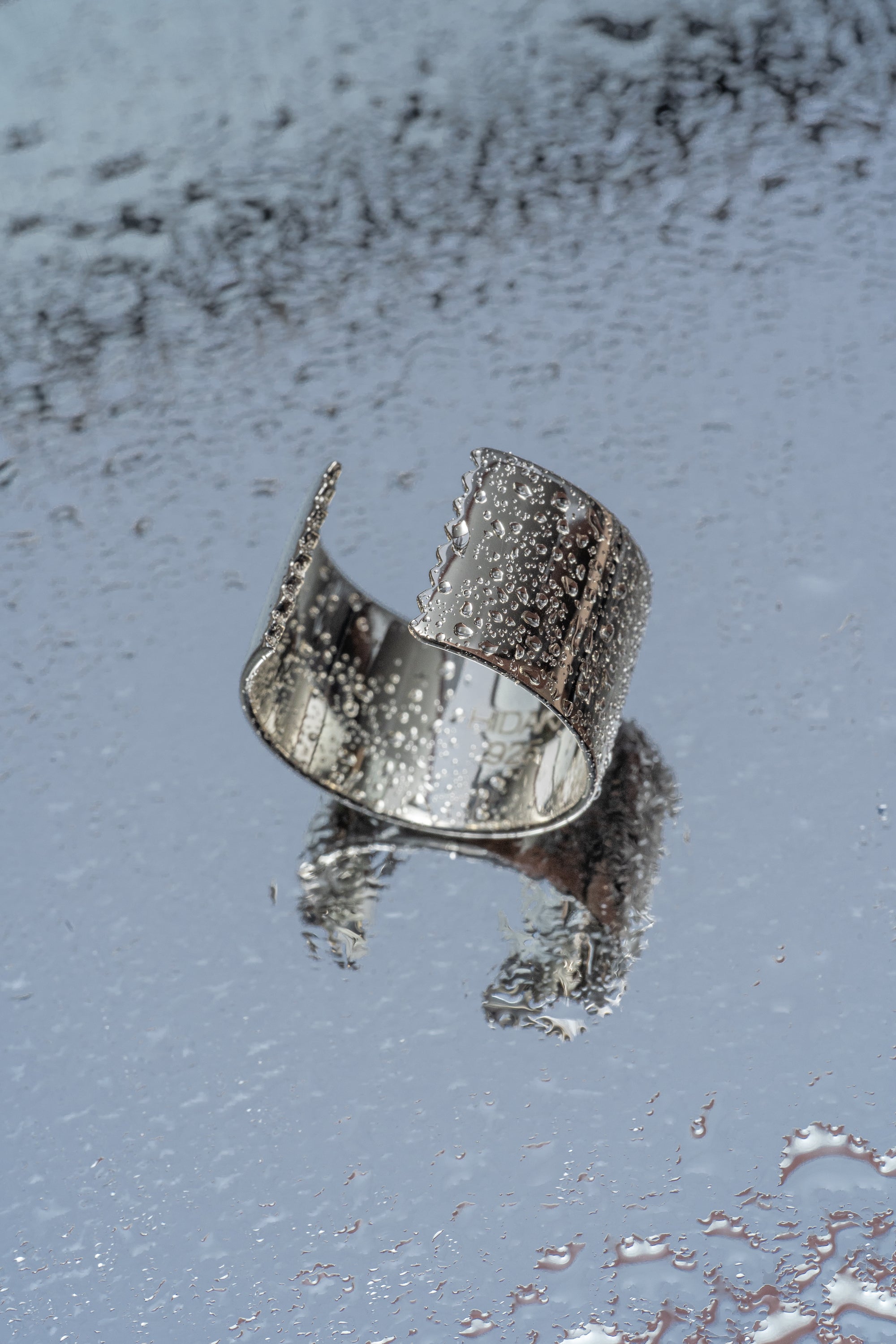 SELLOTAPE RING – HIDAKA